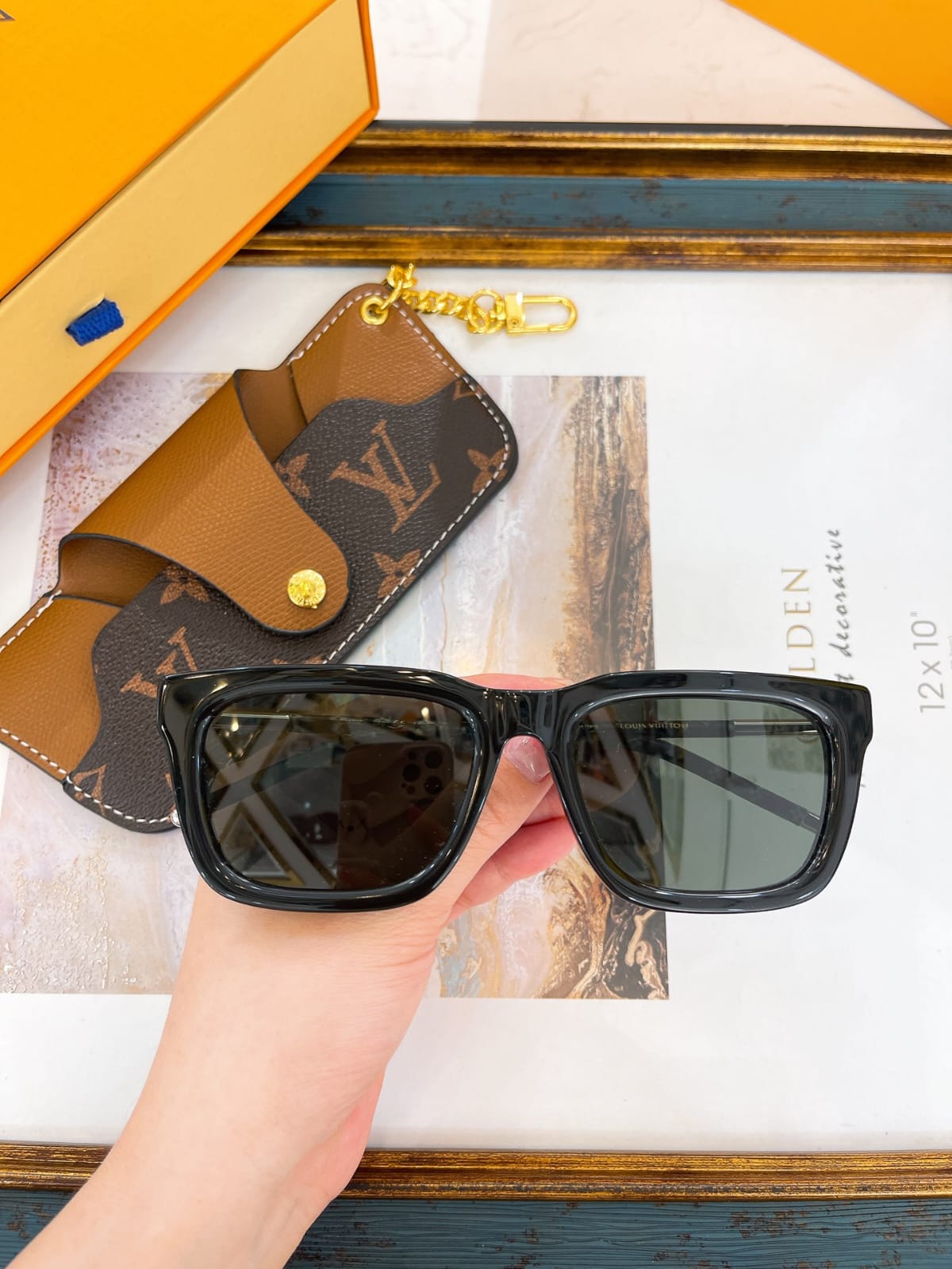 Louis Vuitton MNG Blaze Square  Sunglasses