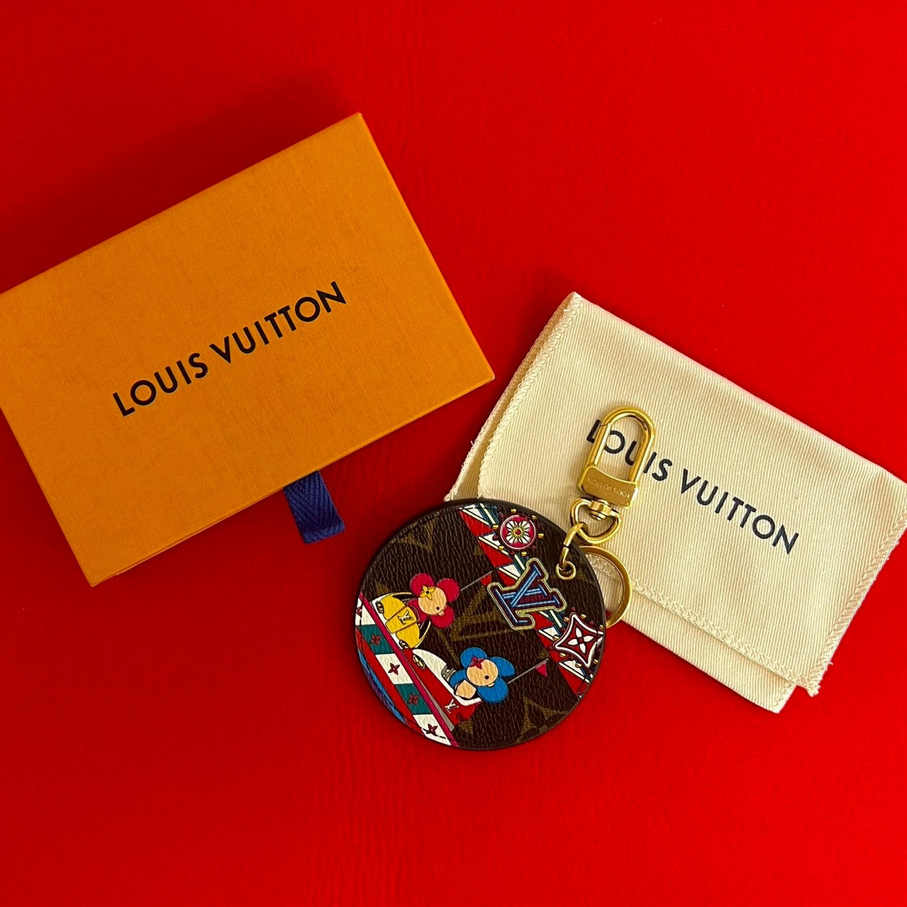 LOUIS VUITTON charm leather Brown Monogram Vivienne Porto Cray Rustre