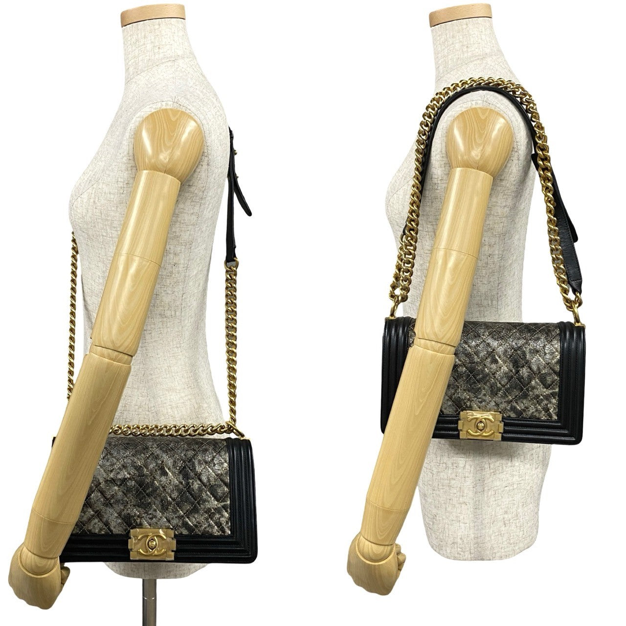 CHANEL Shoulder Bag leather black Boy chanel