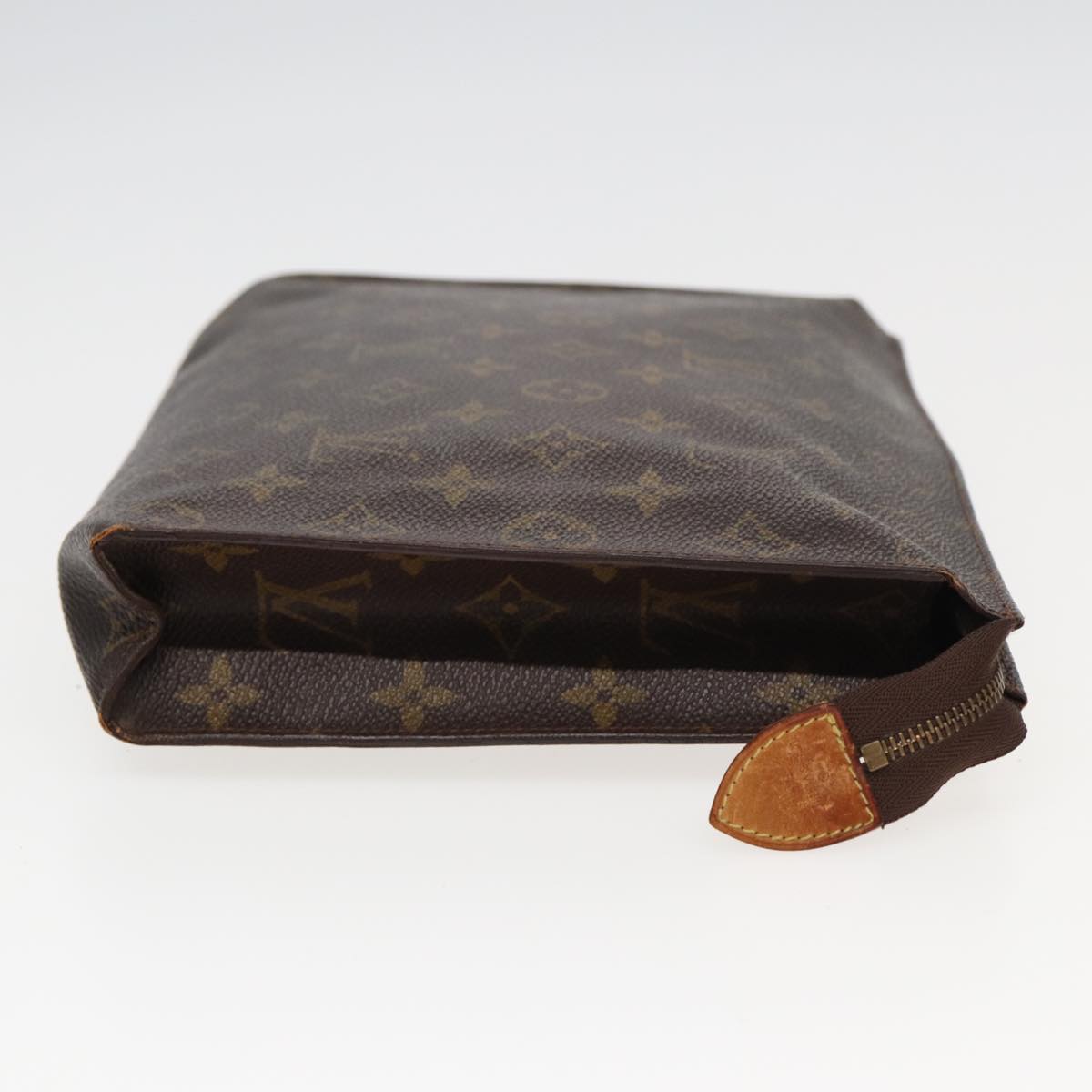 LOUIS VUITTON Monogram Poche Toilette 26 Pouch M47542 LV Auth 82472