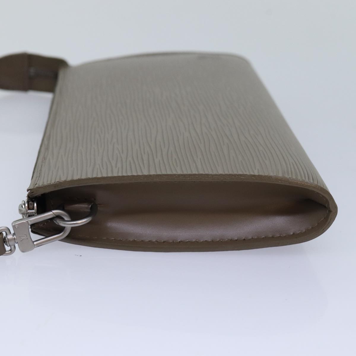 LOUIS VUITTON Epi Pochette Accessoires Pouch Gray Pepper LV Auth 82930A
