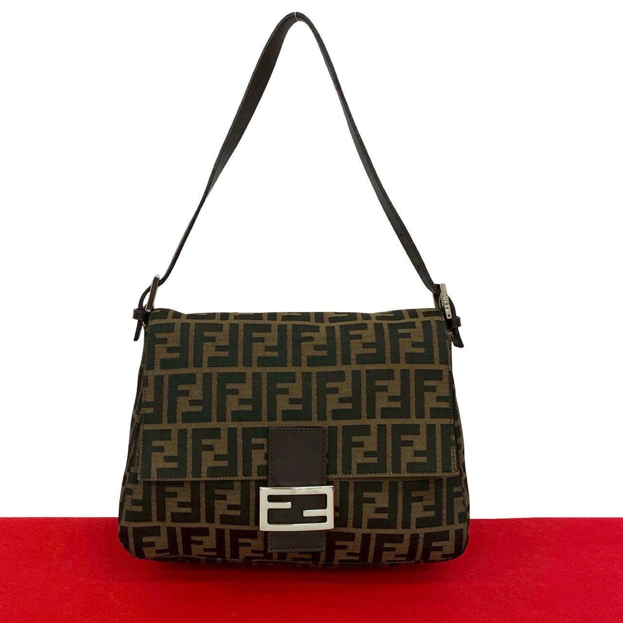 FENDI Shoulder Bag leather Brown Mamma Bucket