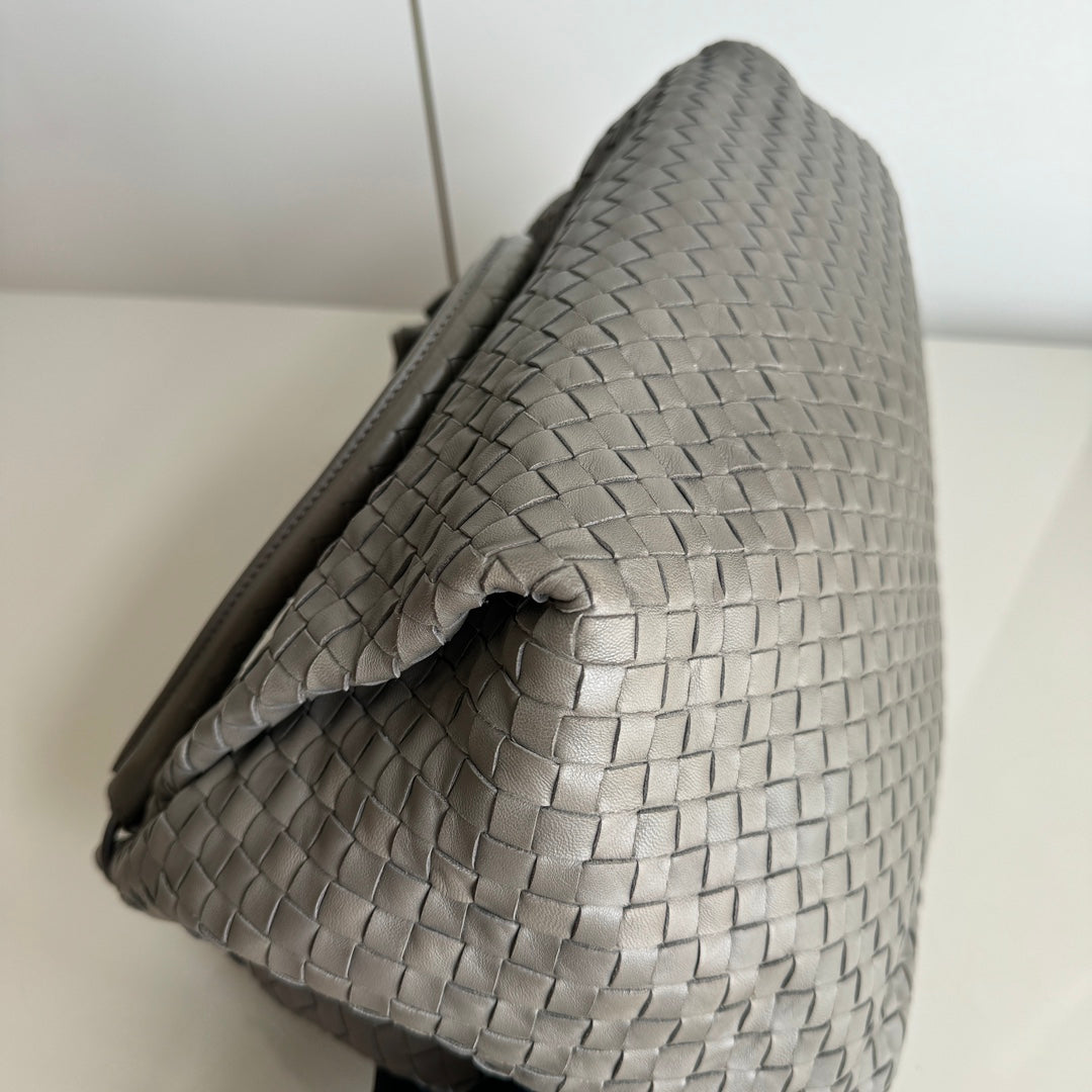 Bottega Veneta Parachute Shoulder Bag Intrecciato Grey 33cm