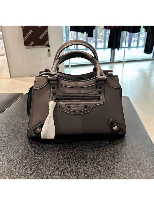 Luxury Balenciaga Trending 2026 Women s Gray Neo Classic Small Tote Bag Cross 638521 11R57 1404