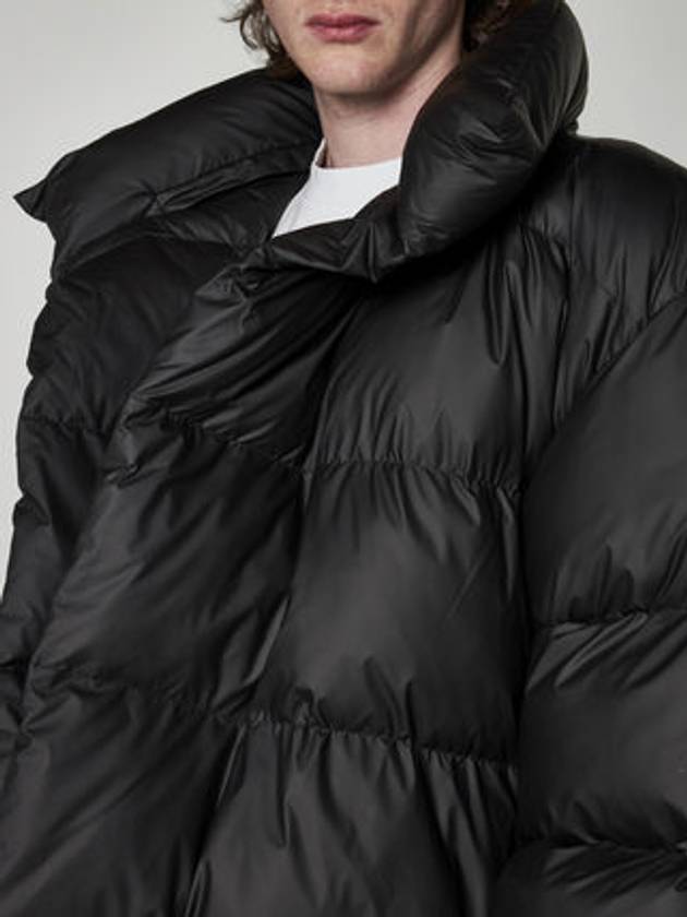 Luxury Balenciaga Trending 2026 Back Logo Wrap Padding Black