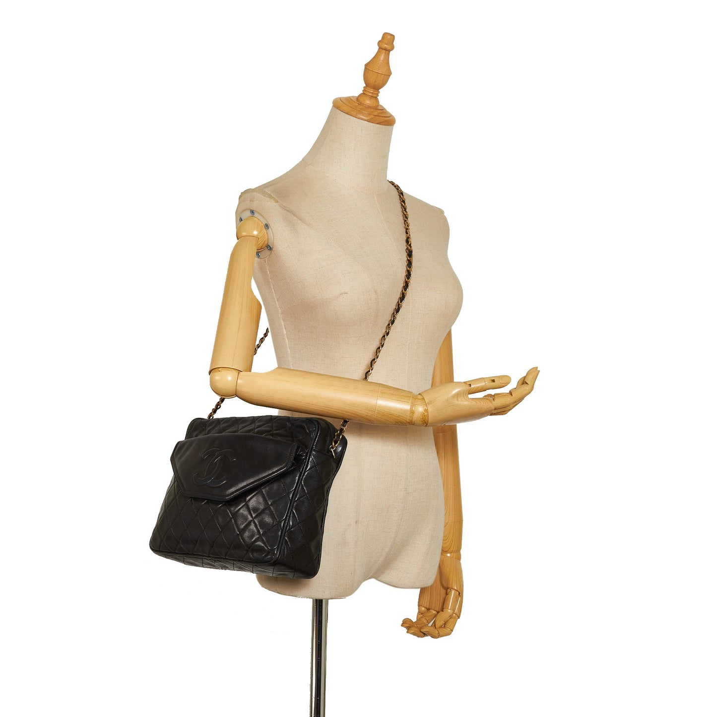 Chanel Matelassé Crossbody Bag - Ewore Bags