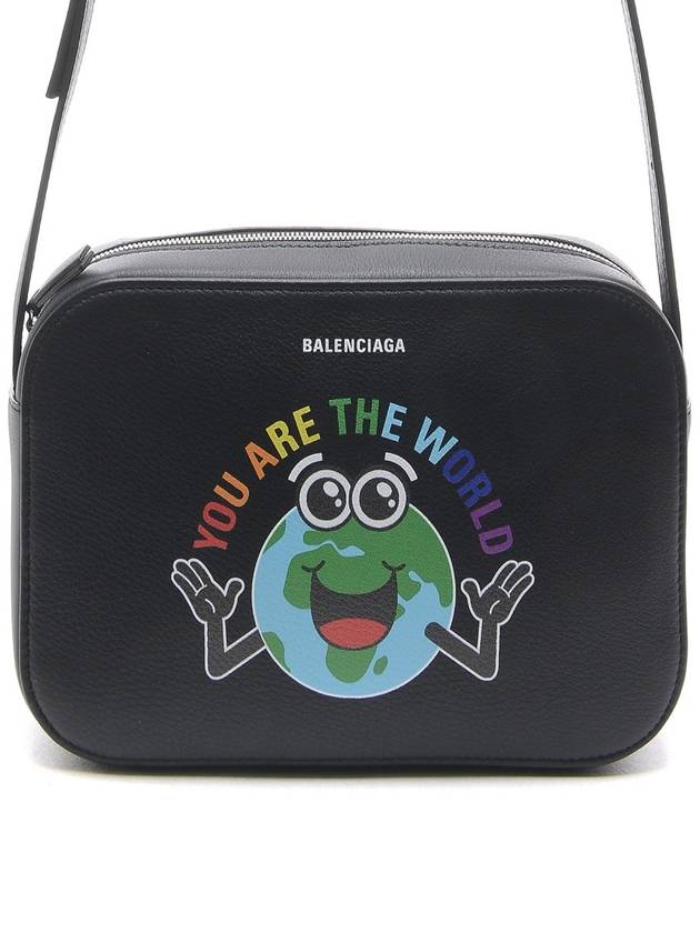Luxury Balenciaga Trending 2026 Everyday Camera Cross Bag Black