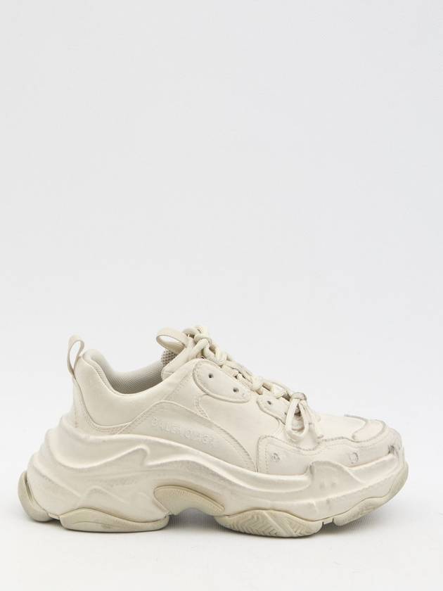 Luxury Balenciaga Trending 2026 Triple S sneakers