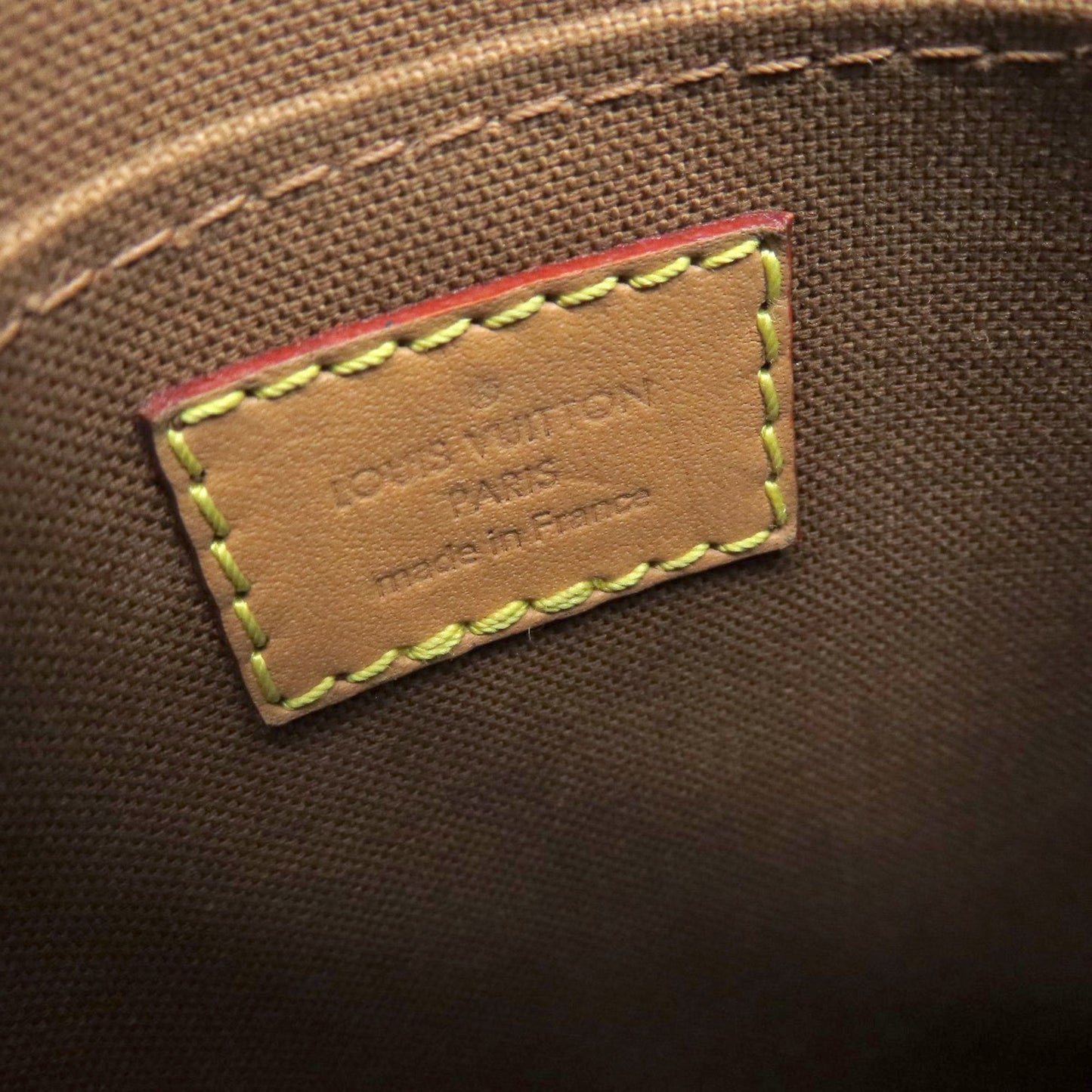 Louis Vuitton    Handbag