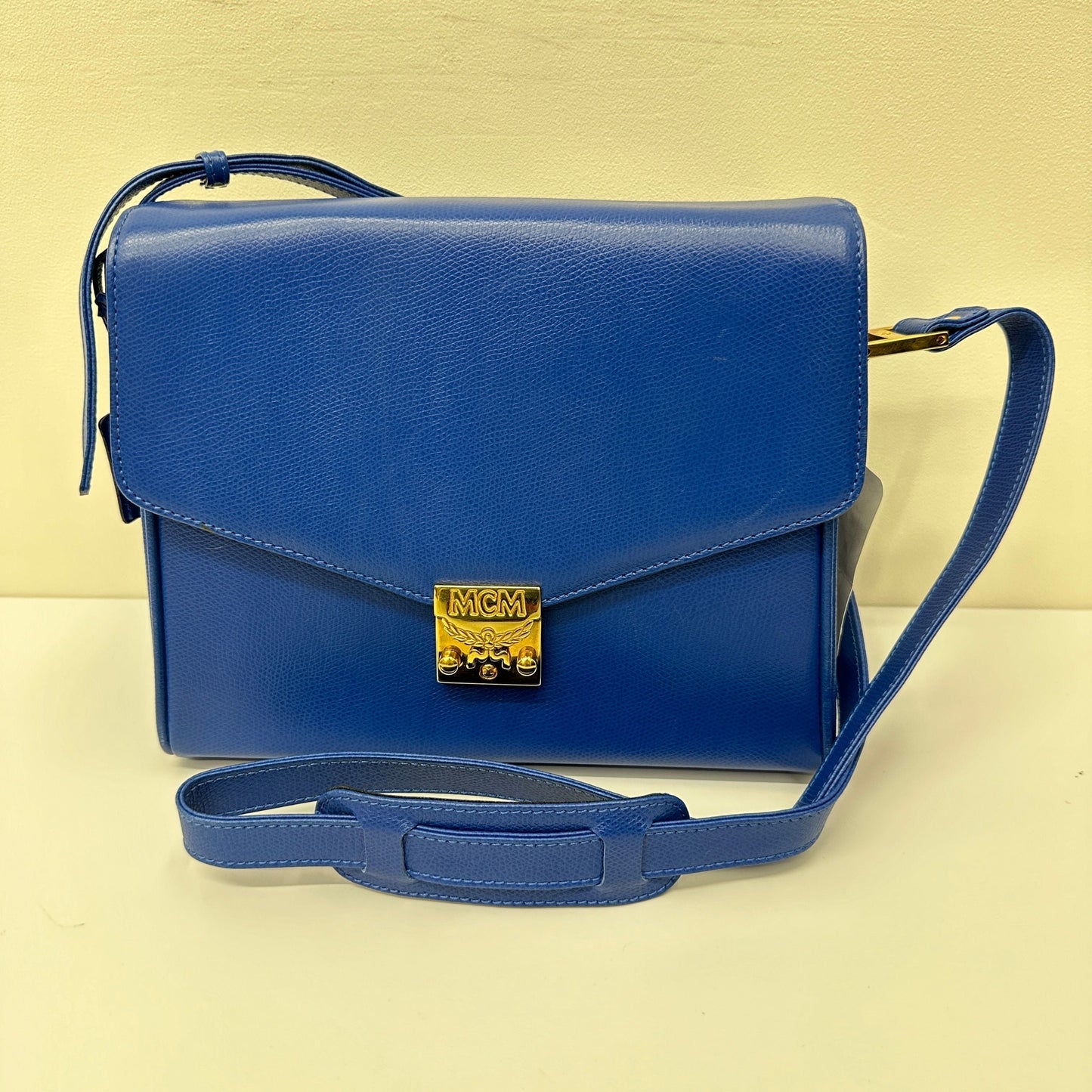 LOUIS VUITTON Epi Serviette Conseiller Briefcase Blue mc3326ht