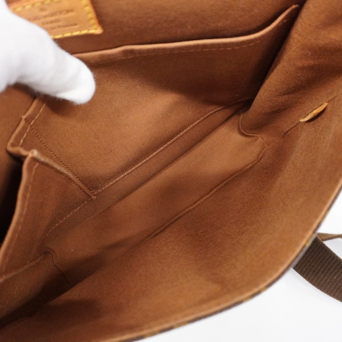 Louis Vuitton  Shoulder Bag