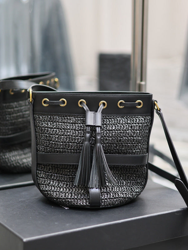 Yves Saint Laurent Boutique Essential Handbag