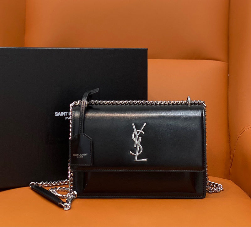 Yves Saint Laurent Boutique Essential Handbag