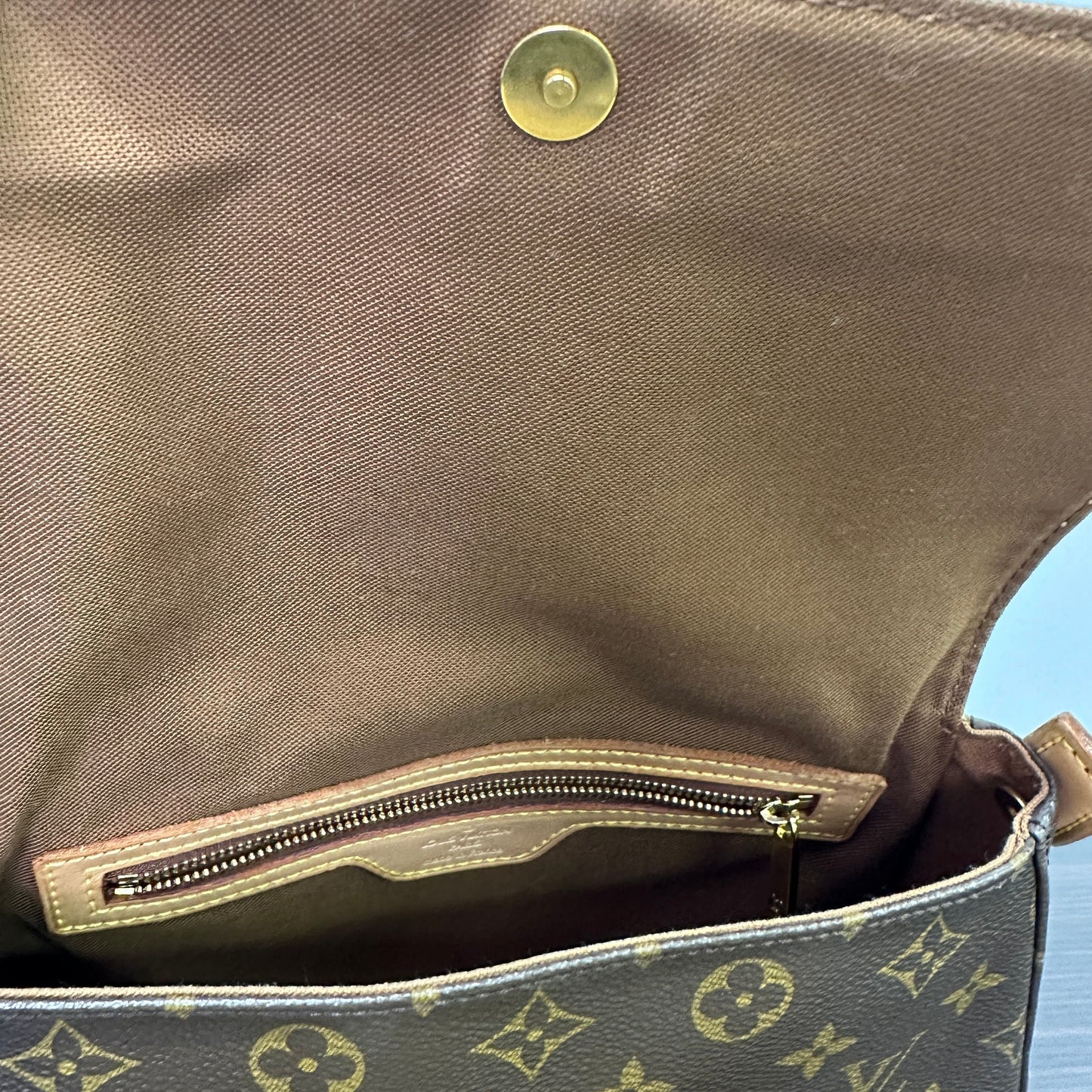 Auth Louis Vuitton Monogram Mini Looping Shoulder Bag Hand LB123022
