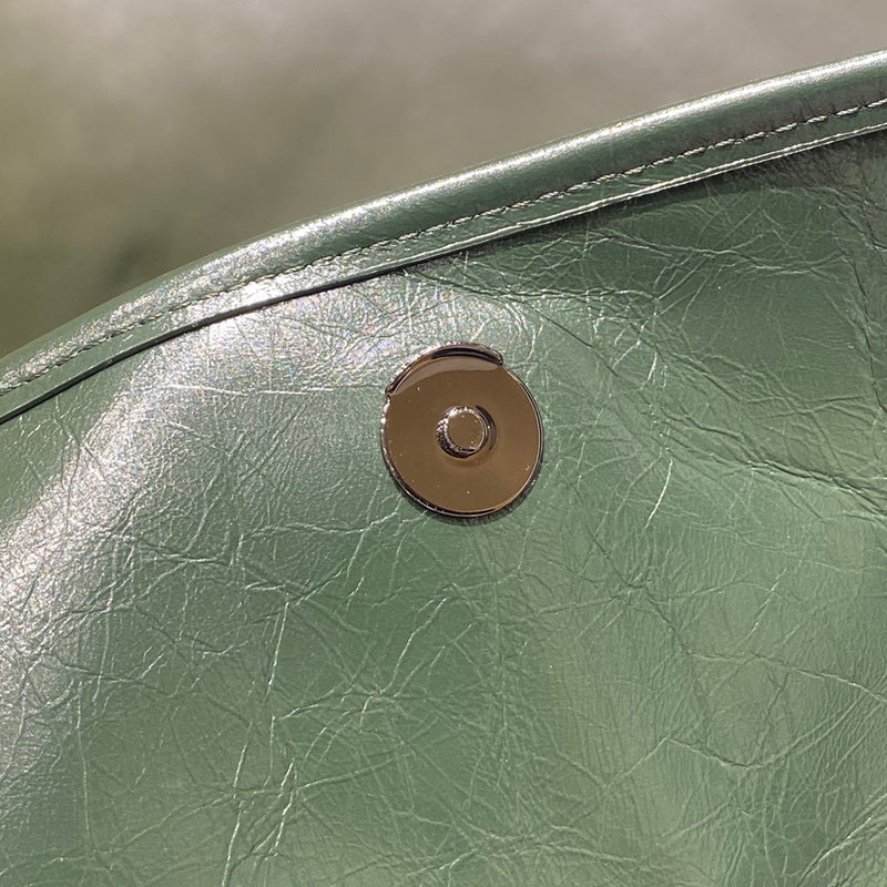 Yves Saint Laurent Uptown Everyday Handbag