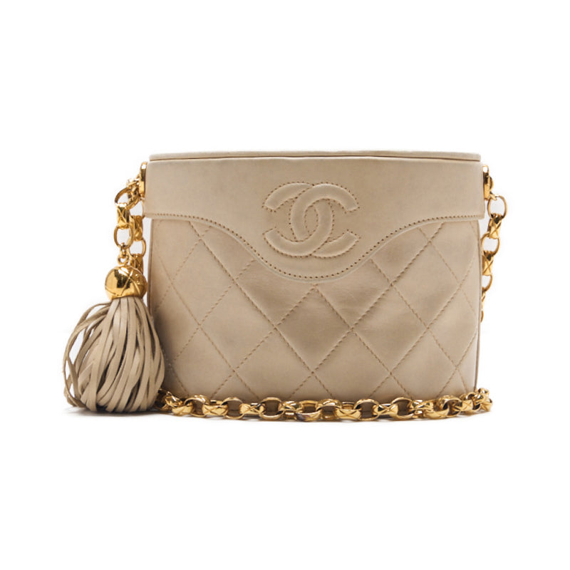CHANEL CHANEL Matrasse Coco Visitor Chain Shoulder  Fringes  Beige (Gen Gold ) Shoulder Bag Mini Shoulder Bag  Bag Hybrid ?French?? Ship? Himalan Bookstore Online