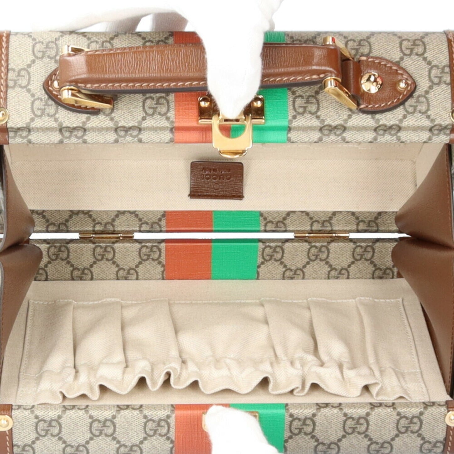 Gucci --