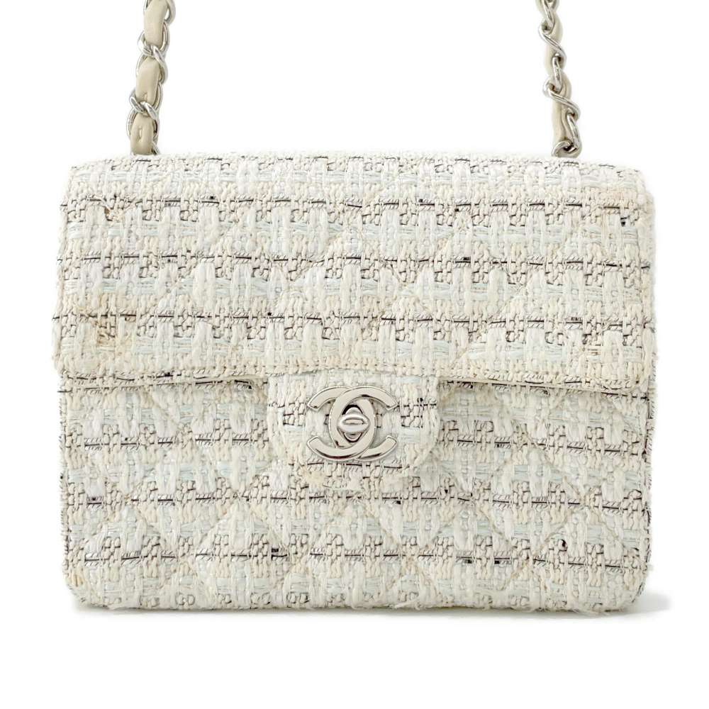 Chanel Matelassé Shoulder Bag - Ewore Bags