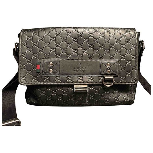 Gucci black leather bag