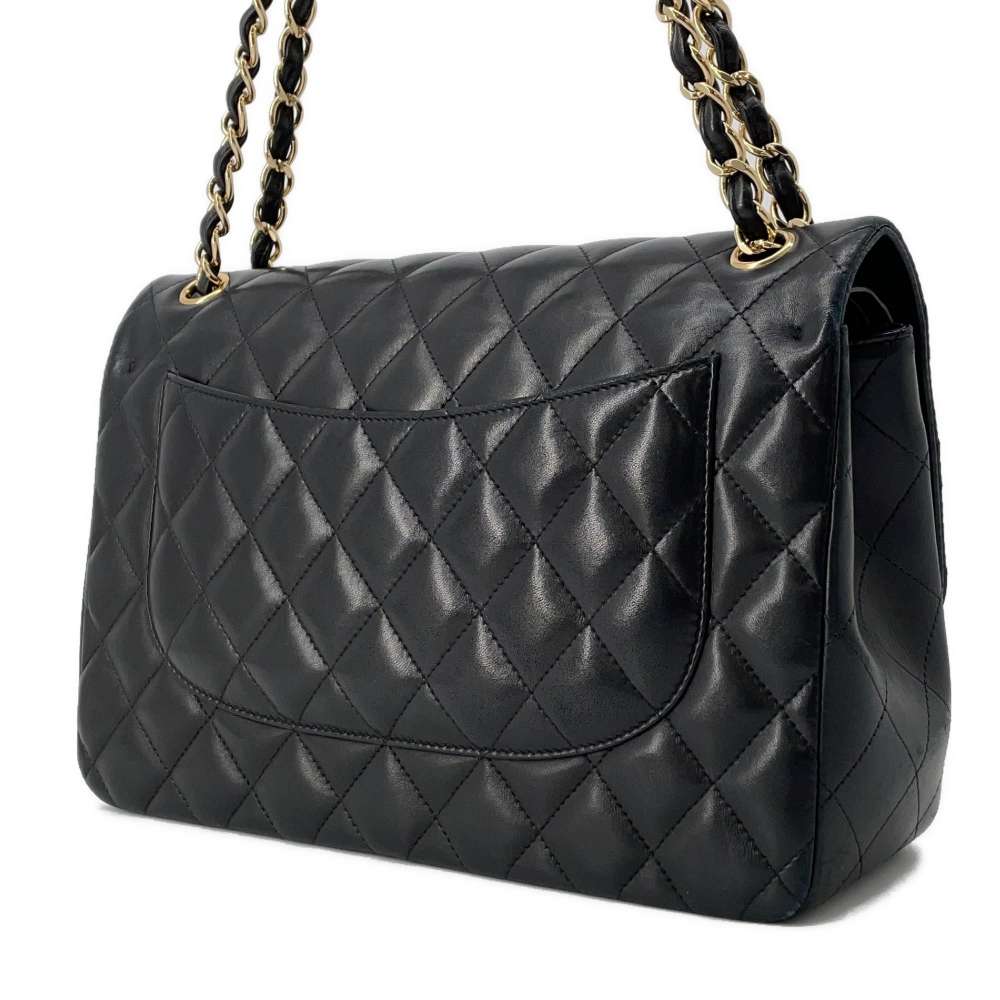 Chanel Matelassé Shoulder Bag - Ewore Bags