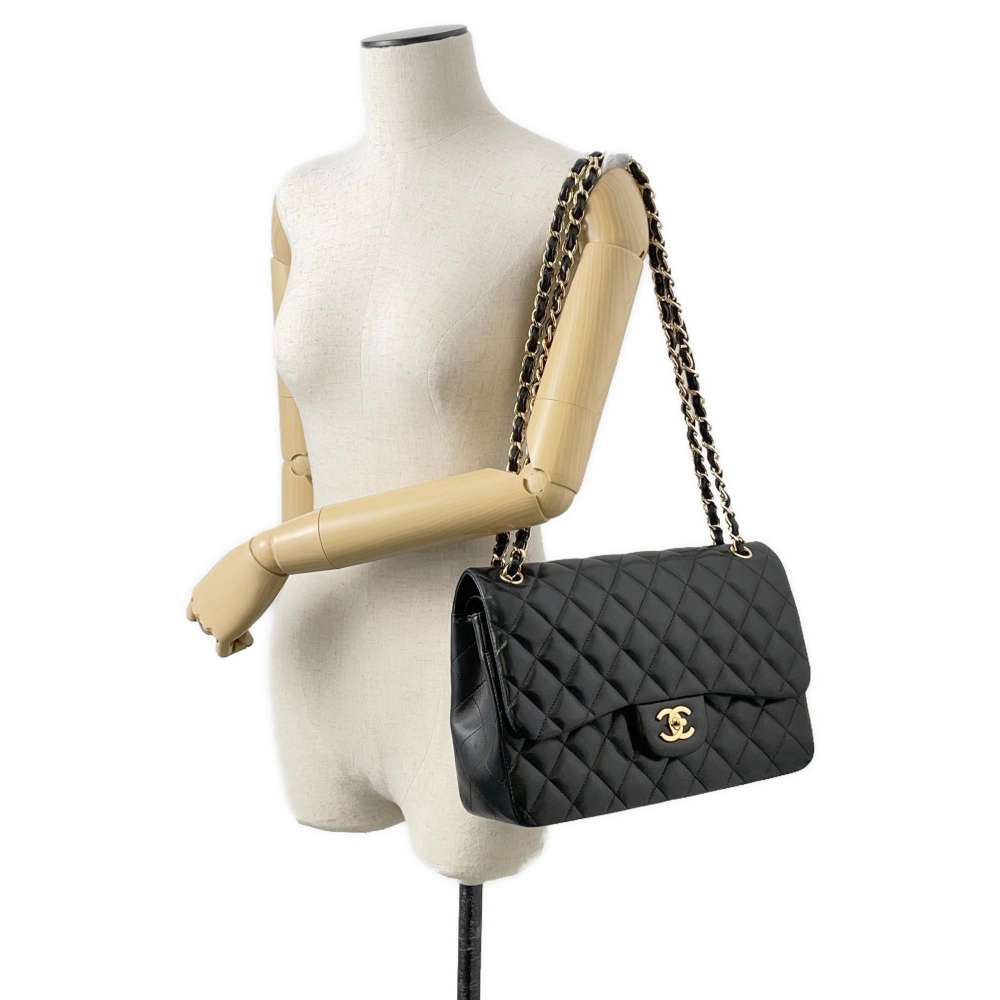 Chanel Matelassé Shoulder Bag - Ewore Bags