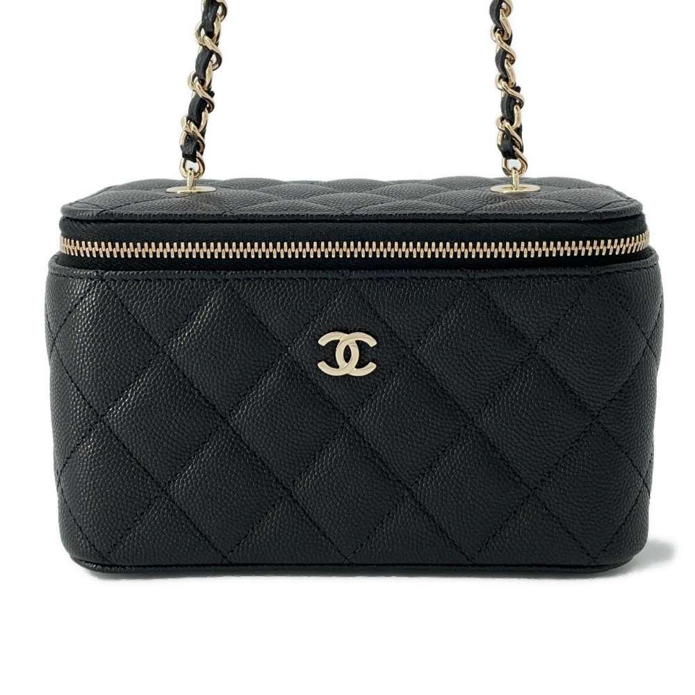 Chanel Matelassé Shoulder Bag - Ewore Bags