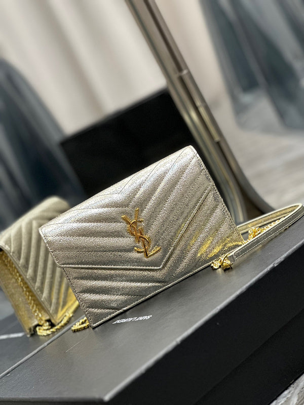 Yves Saint Laurent Weekend Essential Handbag