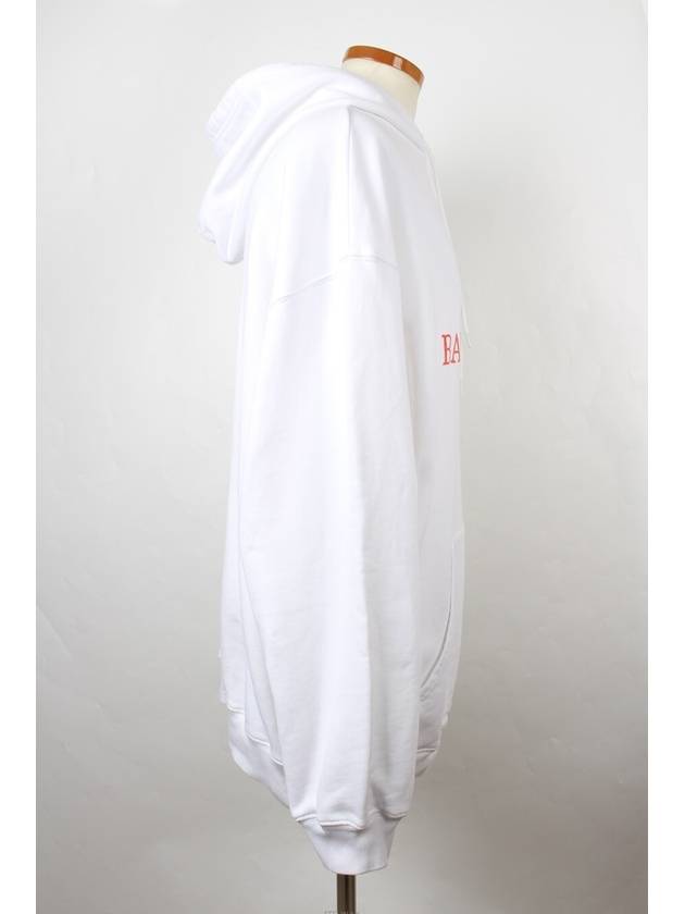 Luxury Balenciaga Trending 2026 Rainbow Laurel Hood M