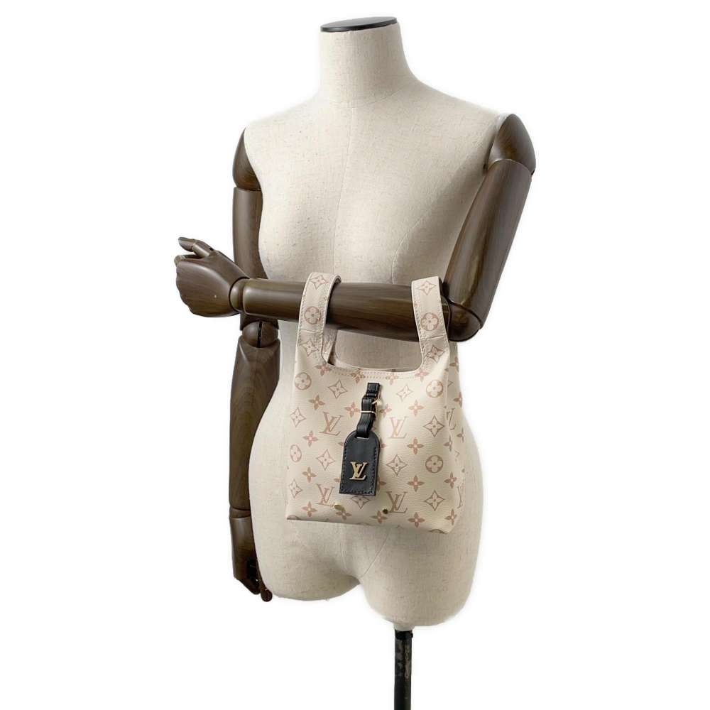 Louis Vuitton Atlantis Beige M24408 Monogram?Dune Size BB