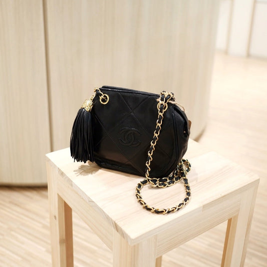 Chanel Matelassé Handbag Bag - Ewore Bags