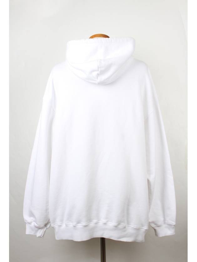 Luxury Balenciaga Trending 2026 Rainbow Laurel Hood M
