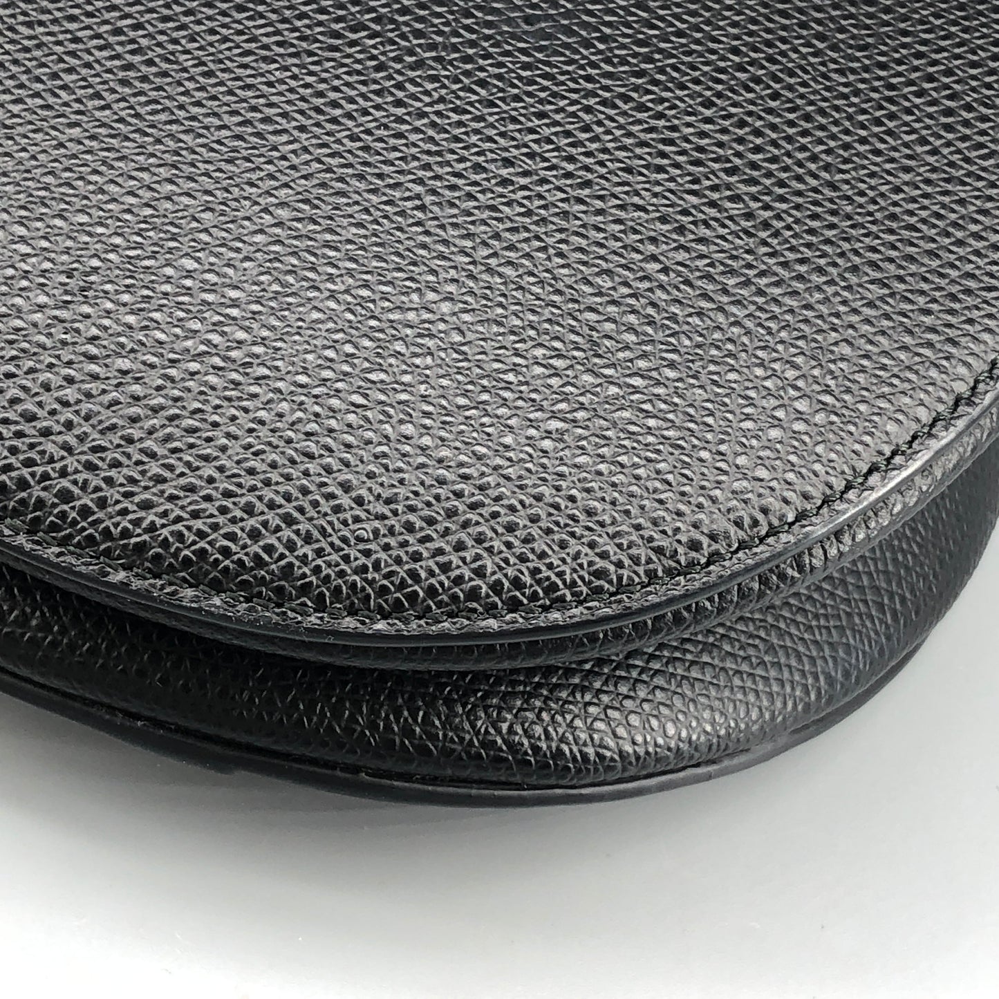 Christian Dior Saddle Medium Grained Calfskin Shoulder Bag Black + Extra Strap