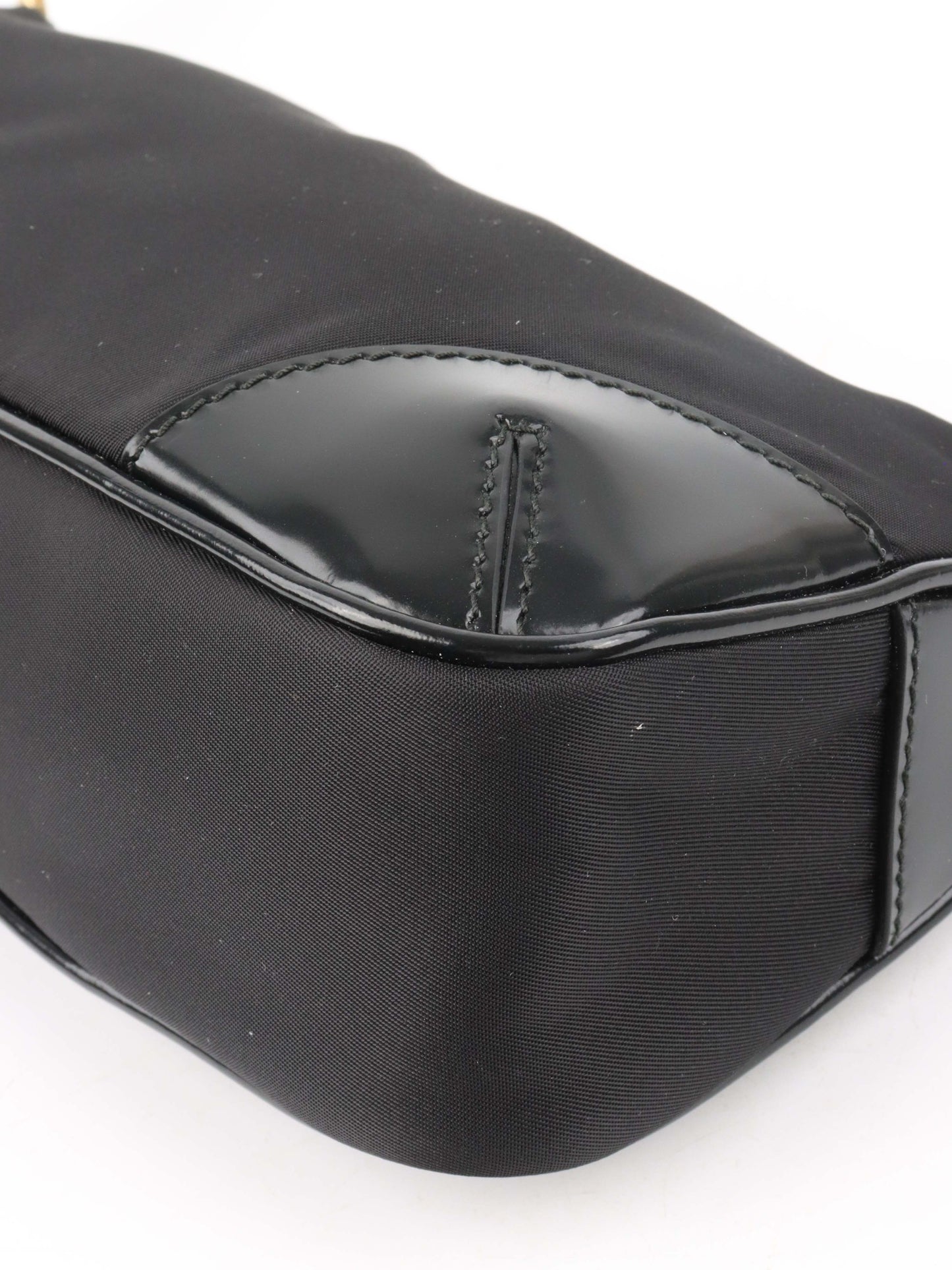 Prada Black Re-Edition 2002 Nylon Shoulder Bag.