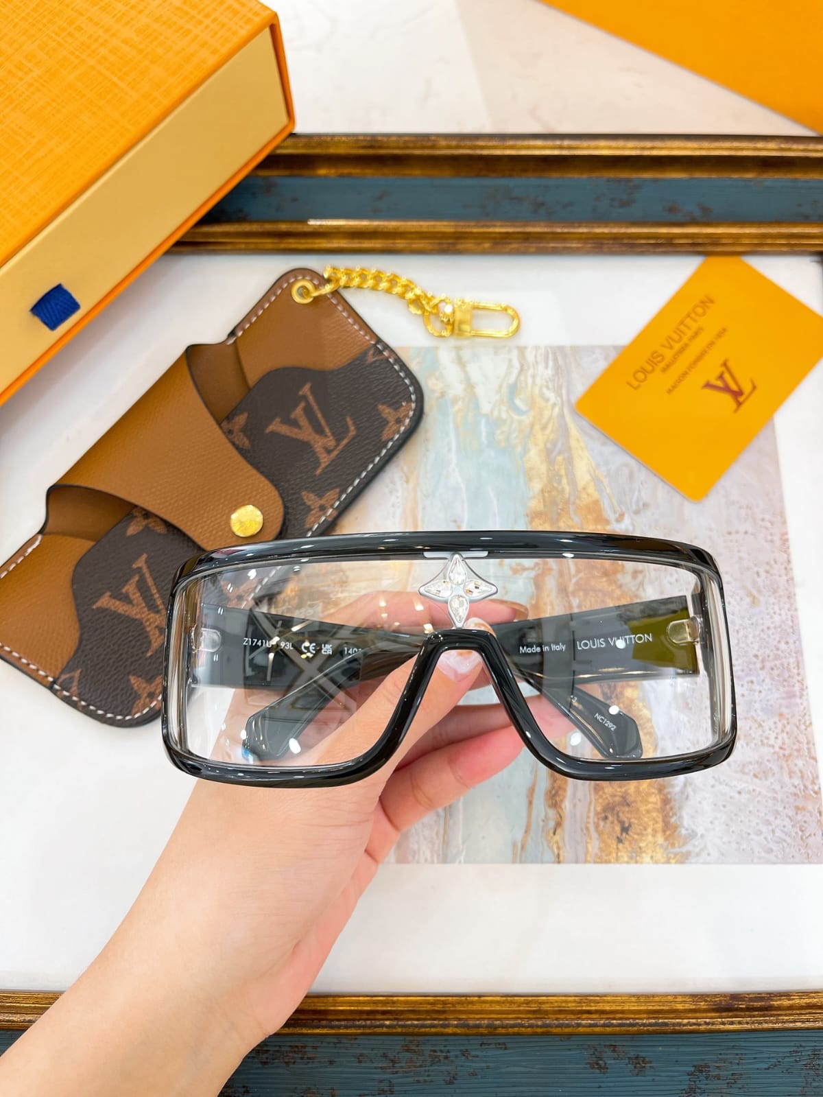 Louis Vuitton Cy  Sport Mask Sunglasses