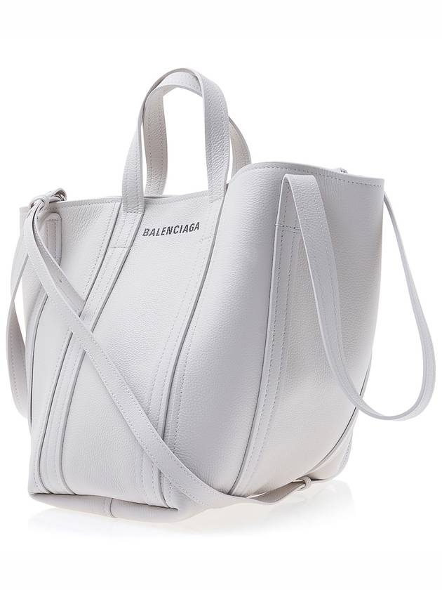 Luxury Balenciaga Trending 2026 Calfskin Everyday Tote Bag White
