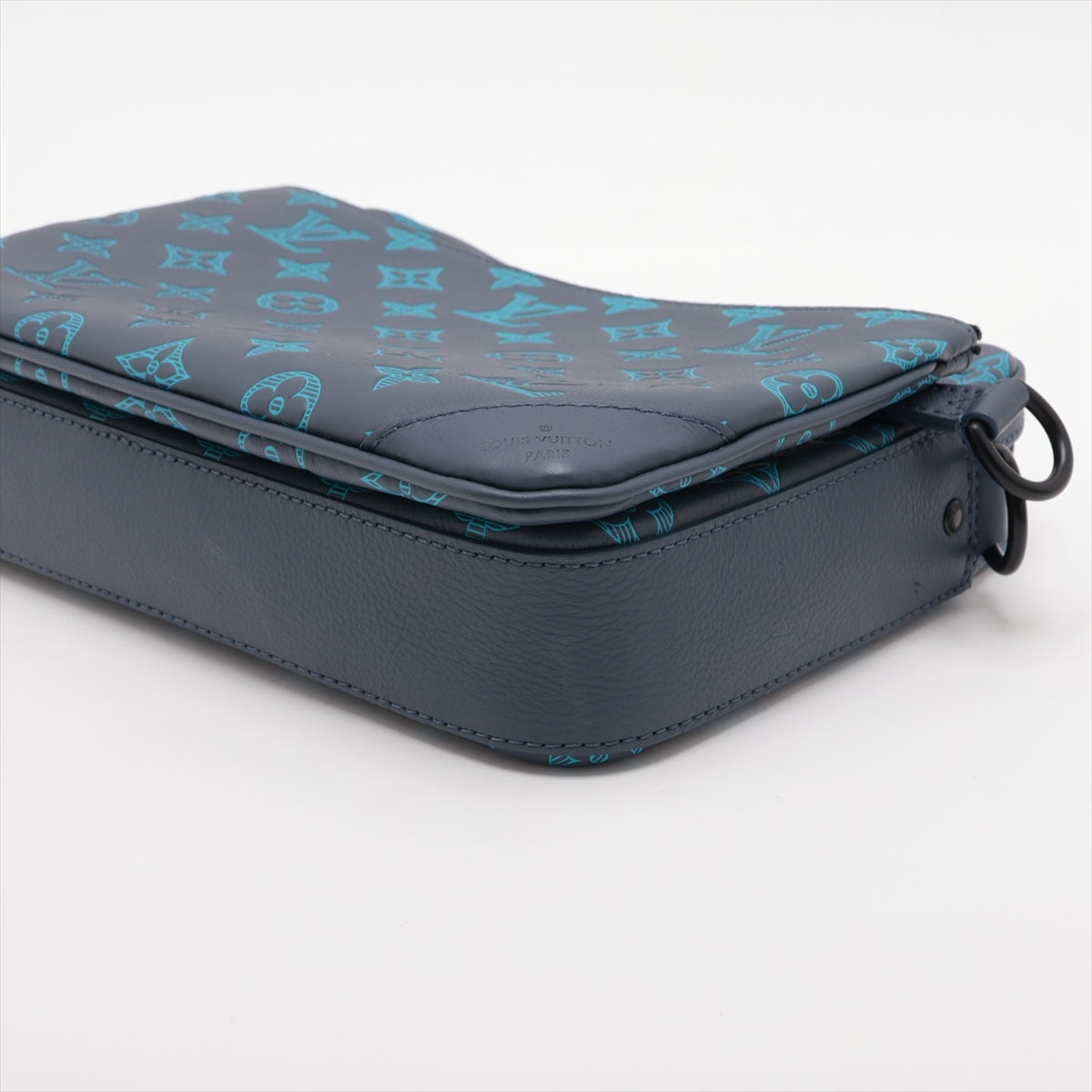 Louis Vuitton Monogram Shadow Trio Messenger M46604 Lack Money