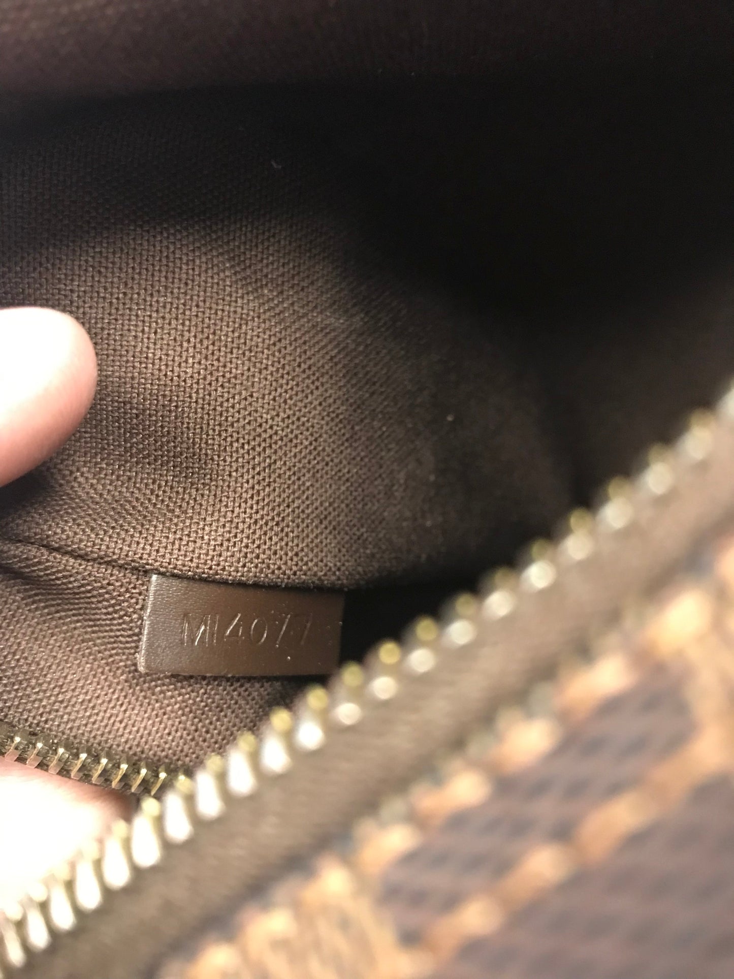 Crossbody Luxury Designer By Louis Vuitton Size: Small