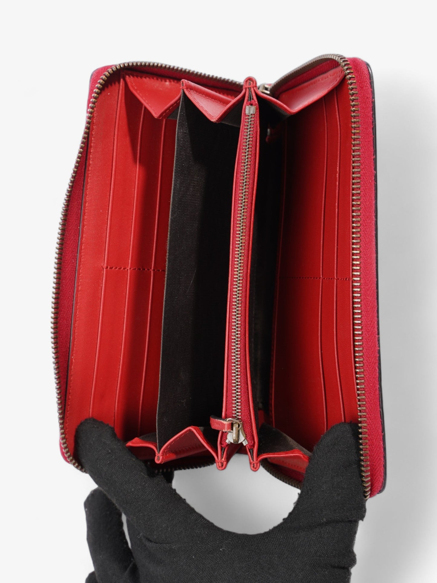 Gucci Zip Around Cherry Wallet Beige And Ebony GG Supreme / Red Coated Canvas