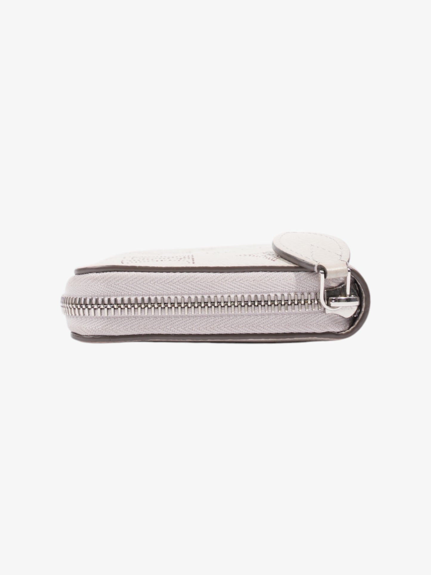 Louis Vuitton Zippy Wallet Cream Leather