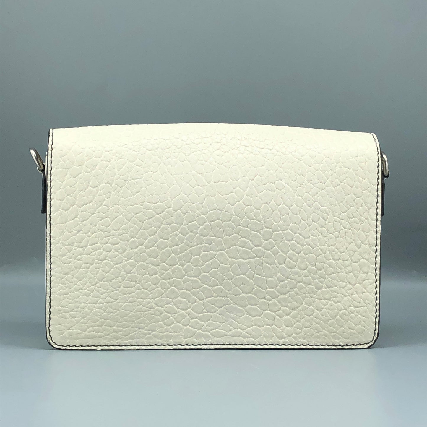 Christian Dior Dio(r)evolution Cream Grained Calfskin shoulder Bag