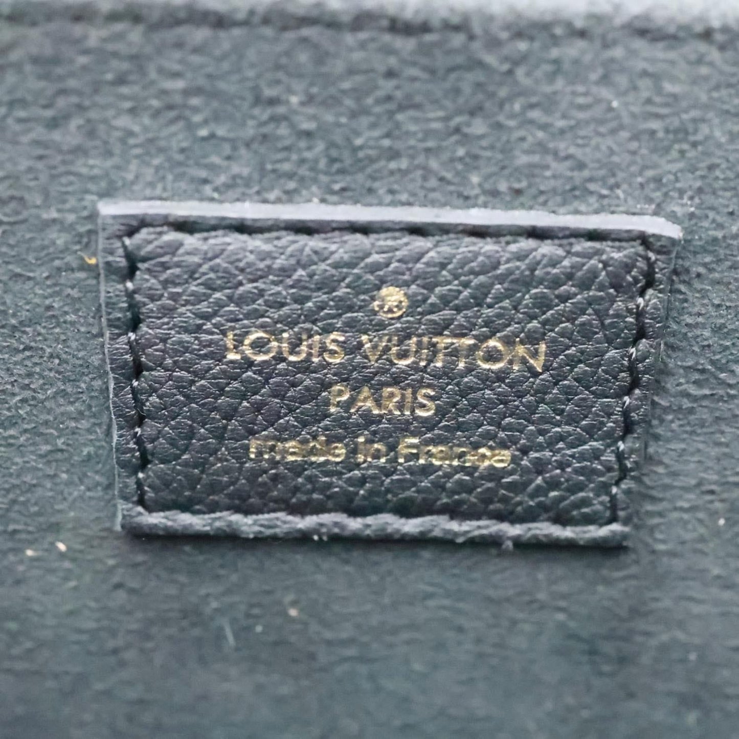 LOUIS VUITTON Lockme PM Taurillon Leather Chain Shoulder Bag Black