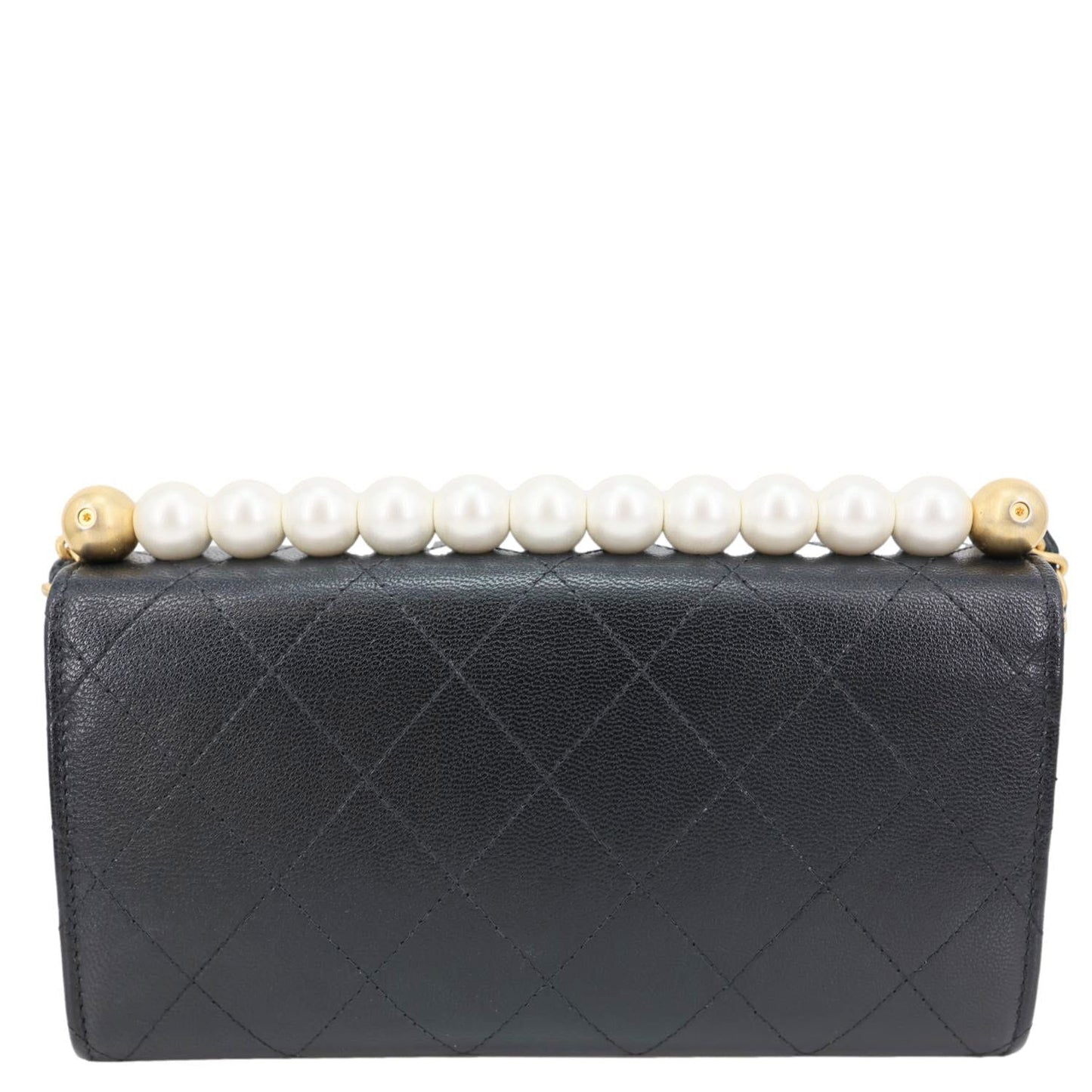 CHANEL Chic Pearls Quilted Goatskin Leather Clutch On Chain Black