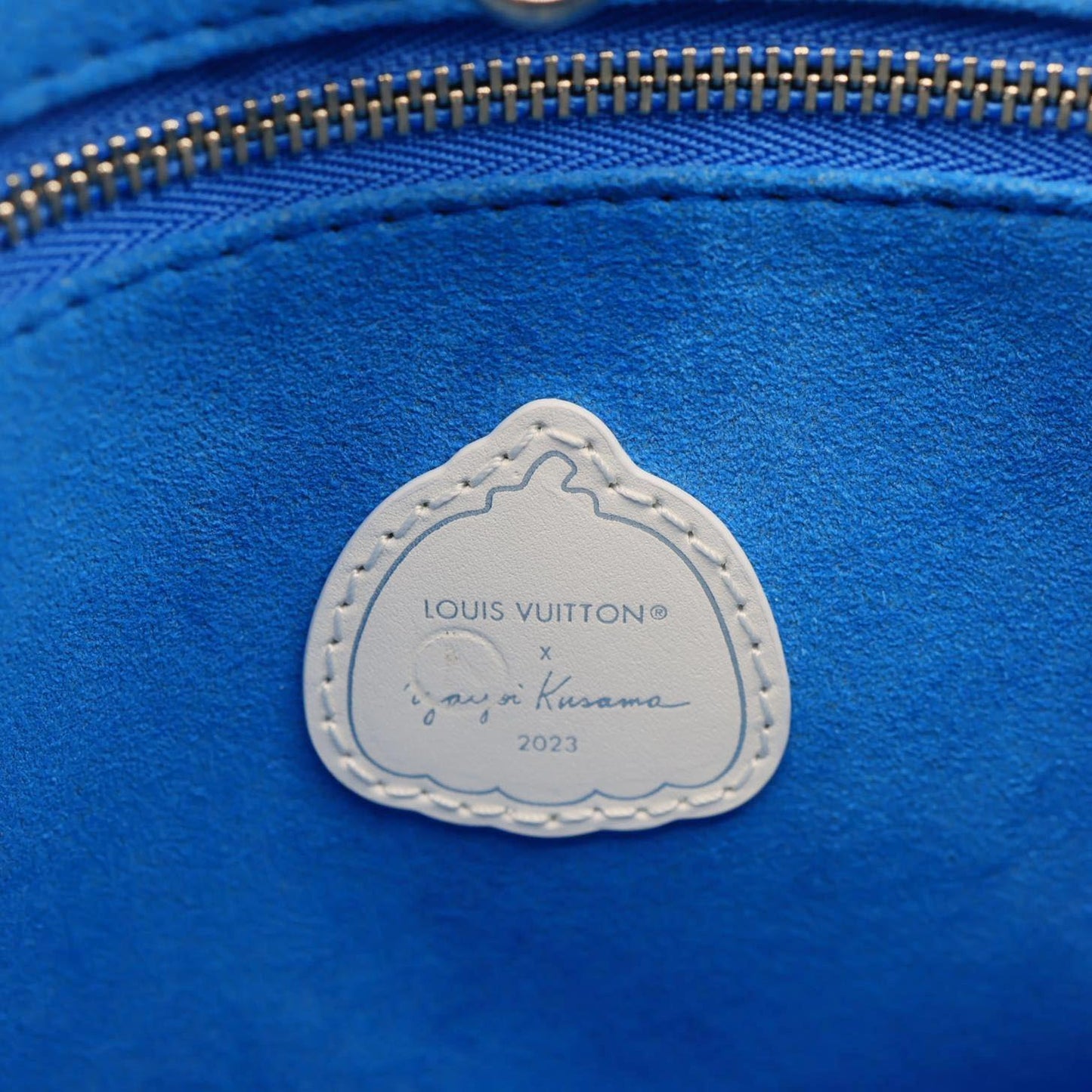 LOUIS VUITTON x Yayoi Kusama OnTheGo PM Monogram Empreinte Dots Leather Shoulder Bag Blue