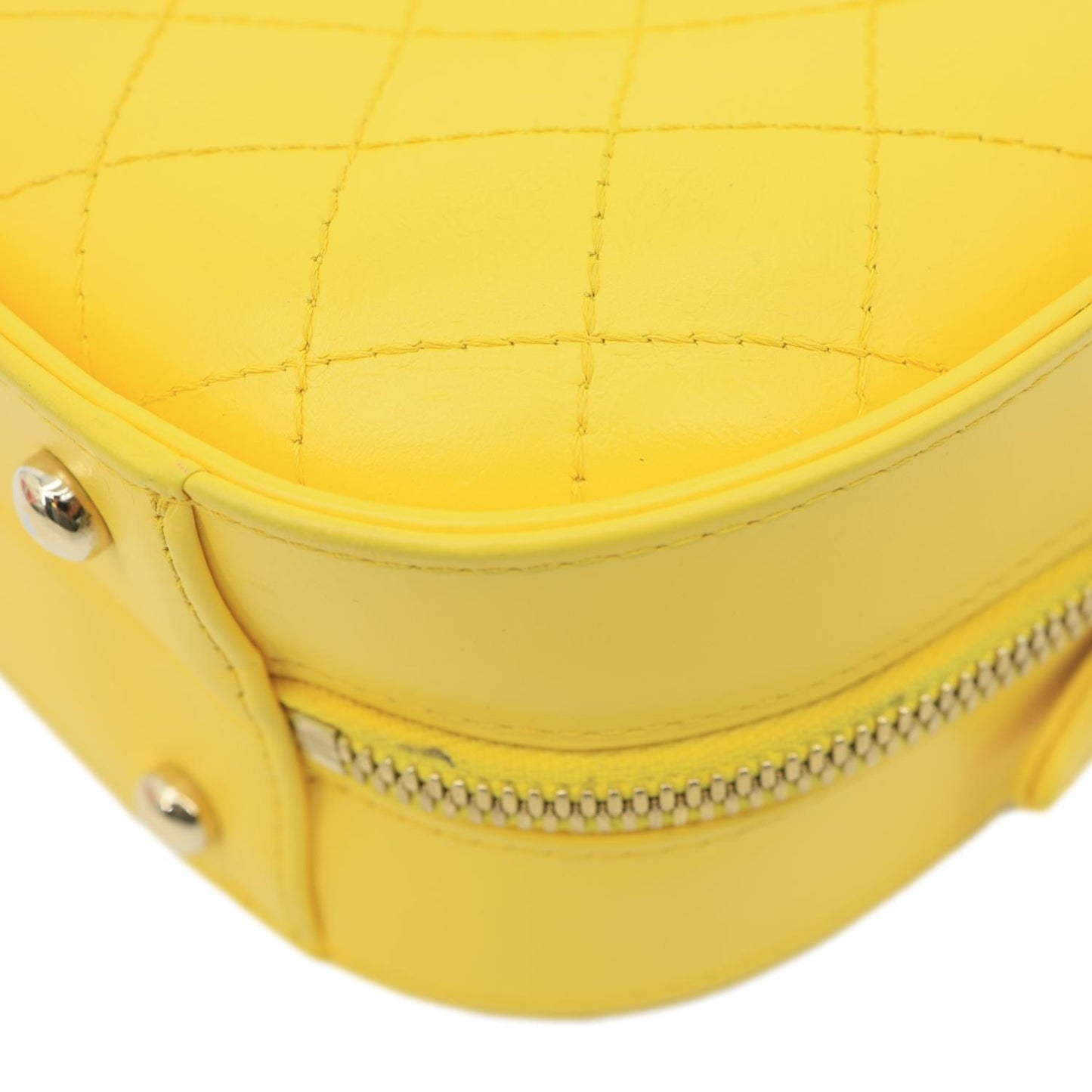 CHANEL Vanity Case Quilted Calfskin Crumpled Leather Crossbody Bag Yellow