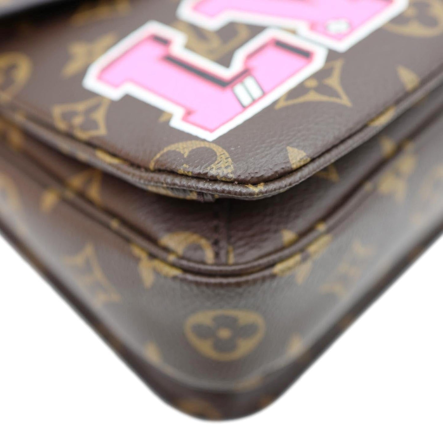 LOUIS VUITTON Metis Pochette Patches Monogram Canvas Crossbody Bag Brown