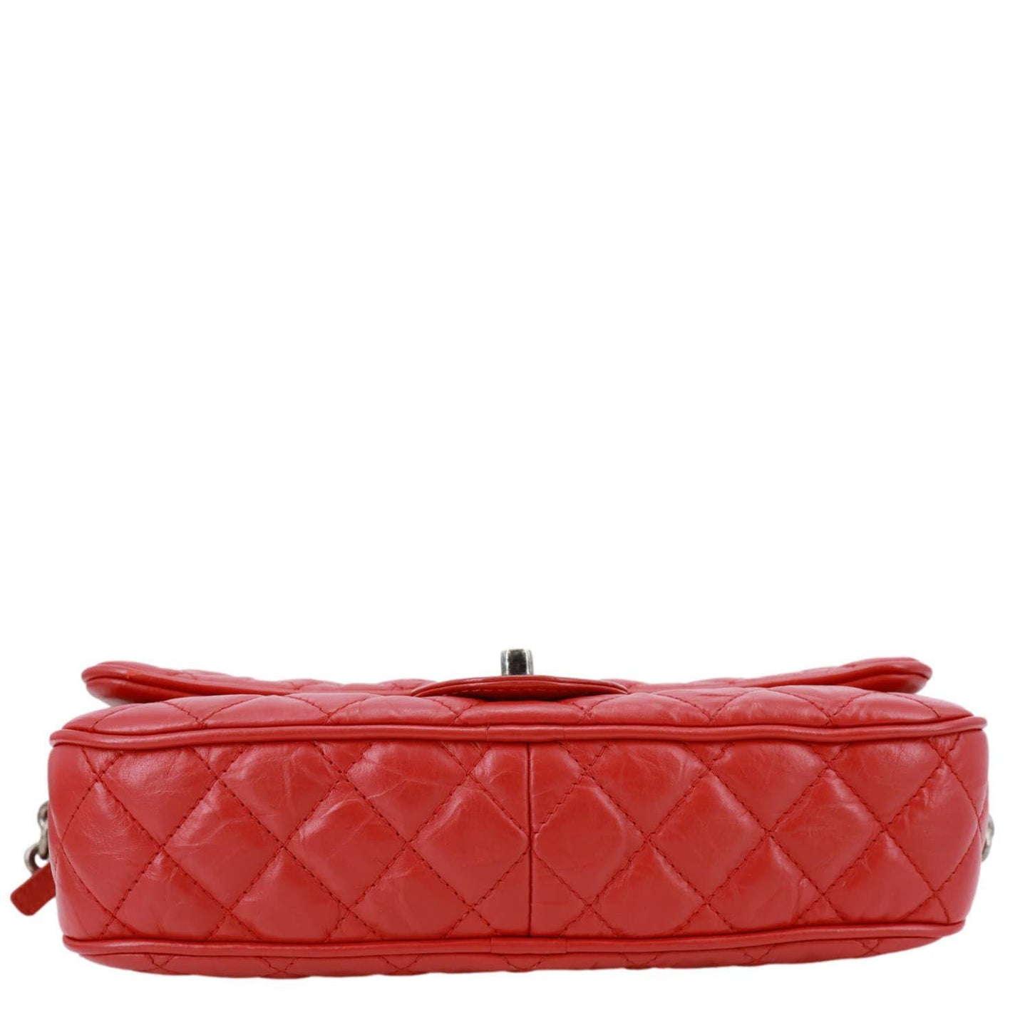 CHANEL Casual Rock Airlines Flap Quilted Crumpled Calfskin Leather Shoulder Bag Red