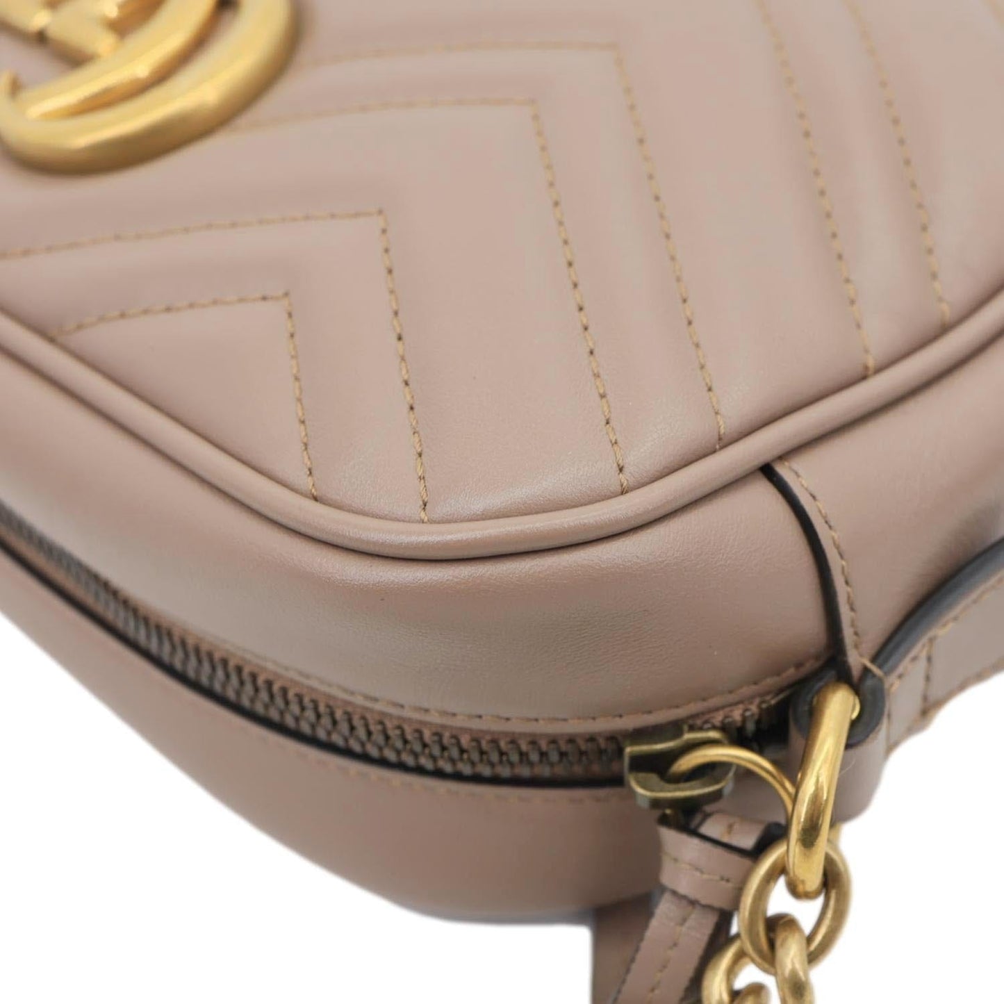GUCCI GG Marmont Small Matelasse Chevron Leather Camera Bag Dusty Pink 447632