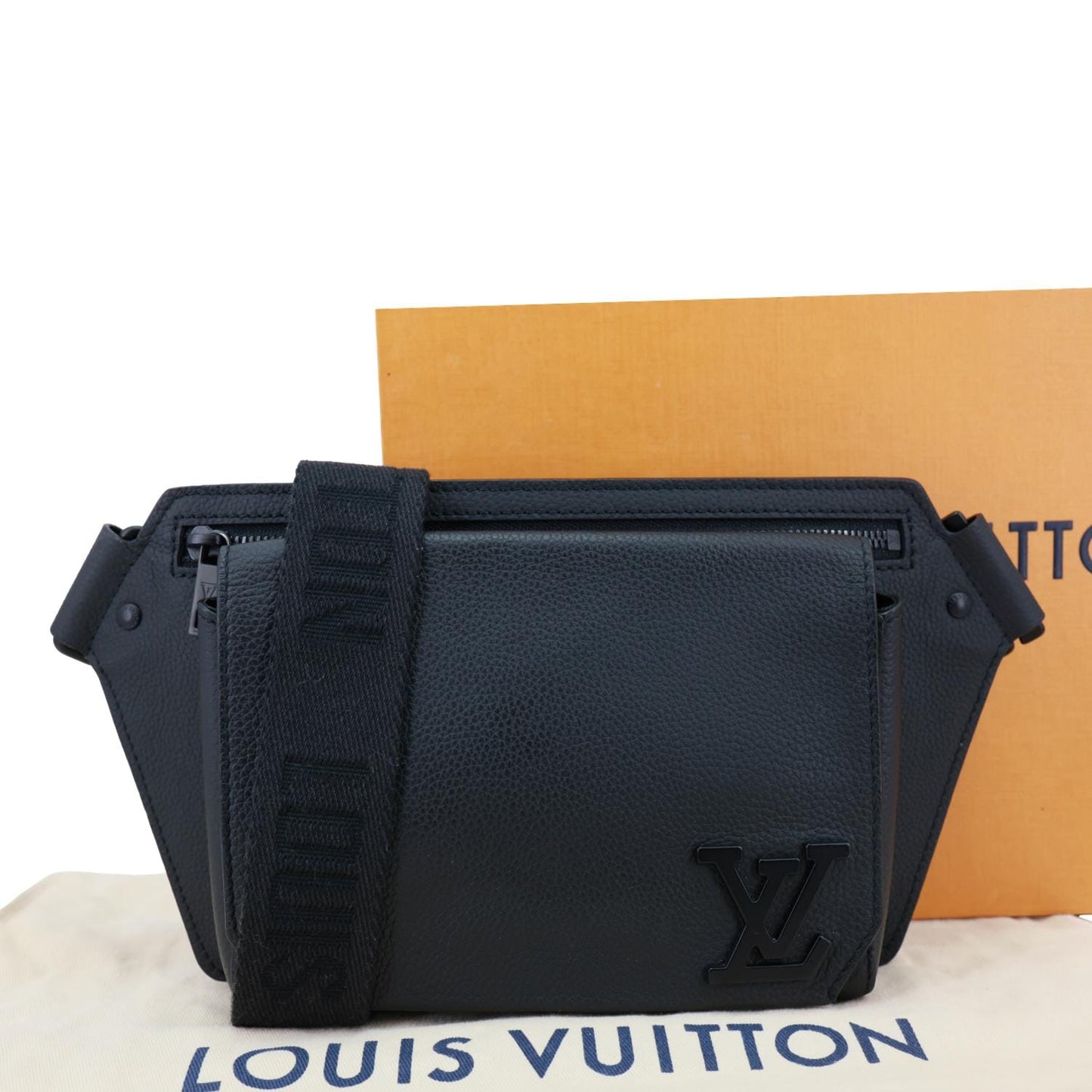 LOUIS VUITTON Aerogram Takeoff Sling Leather Crossbody Bag Black