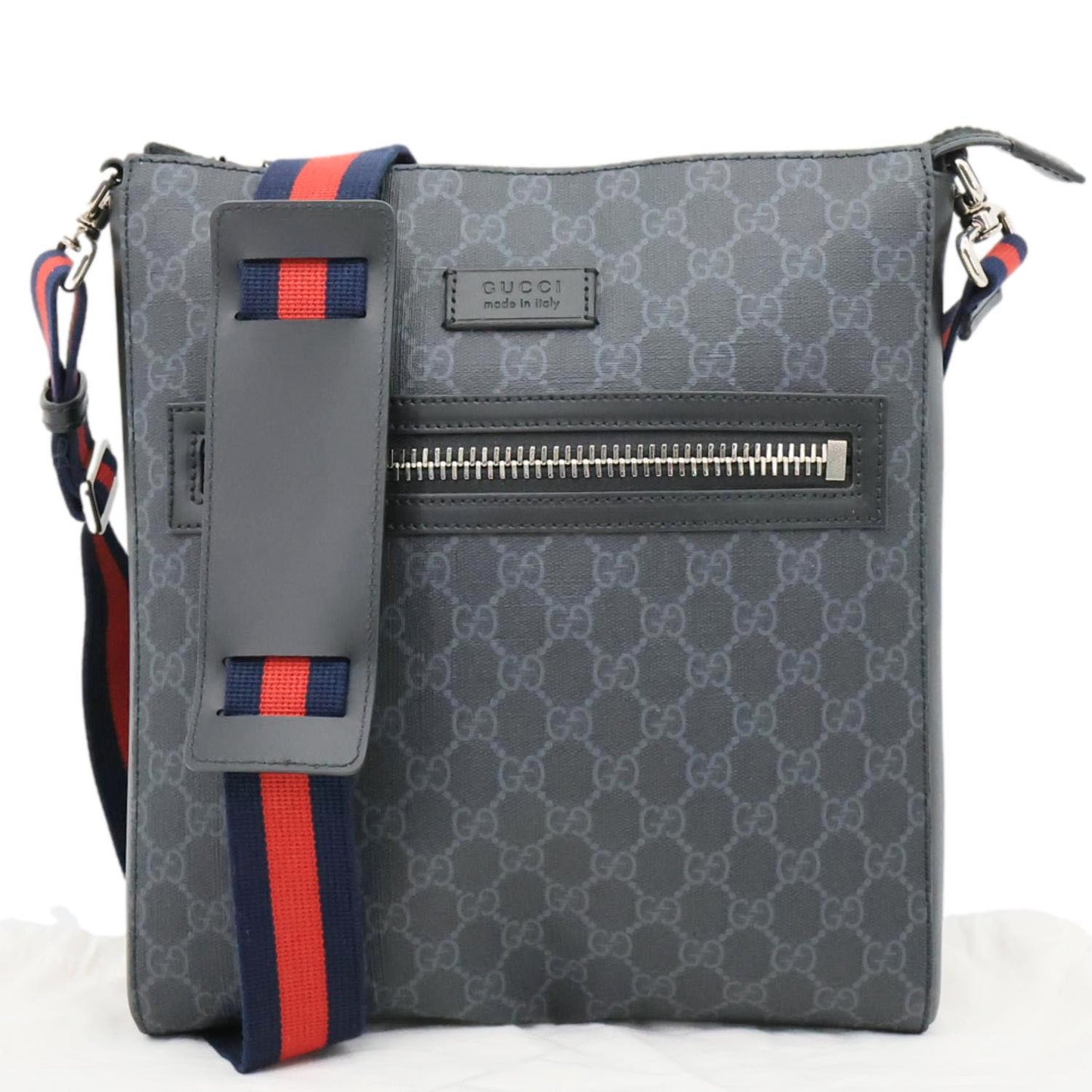 GUCCI GG Supreme Canvas Messenger Bag Black 474137