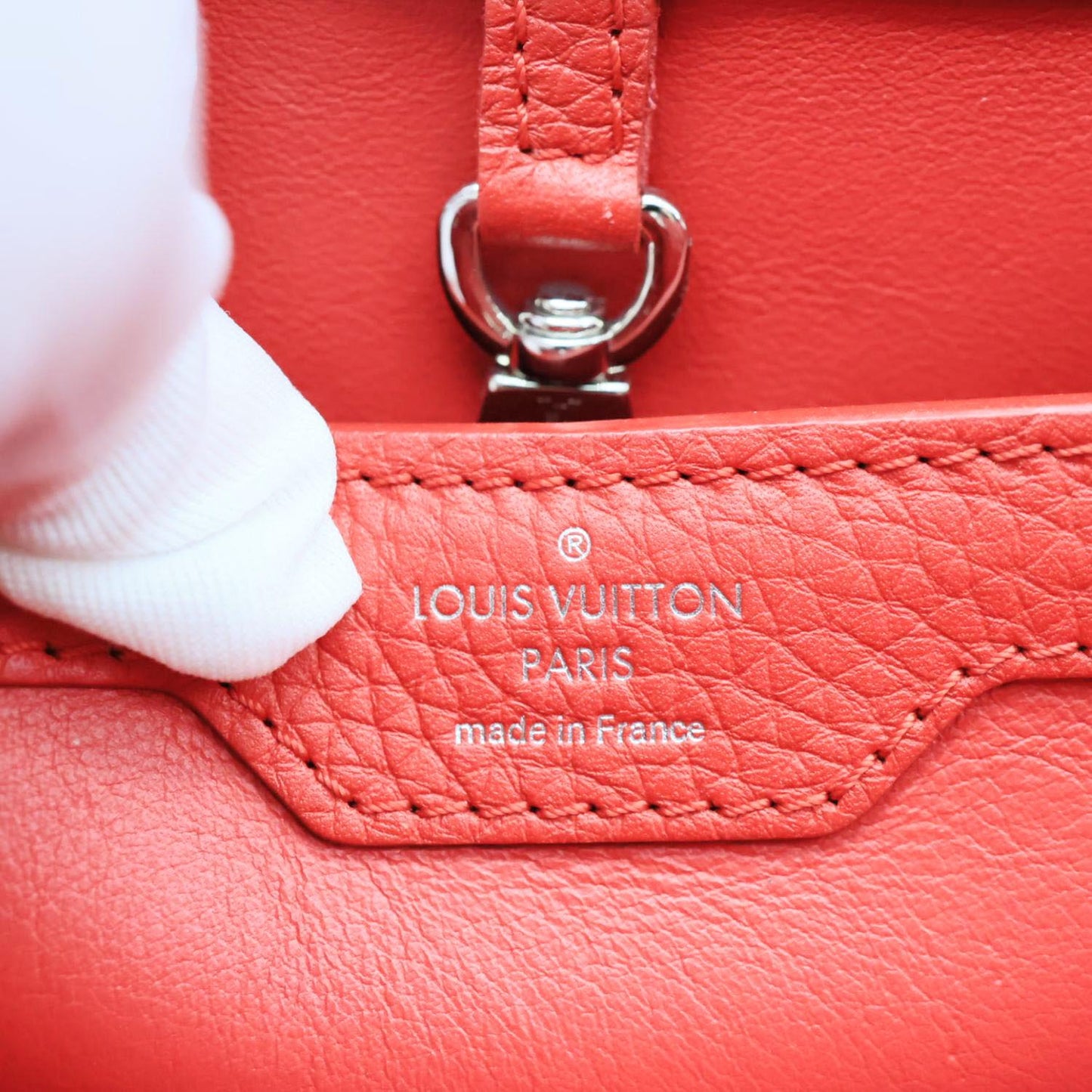 LOUIS VUITTON Capucines PM Taurillon Leather Shoulder Bag Red